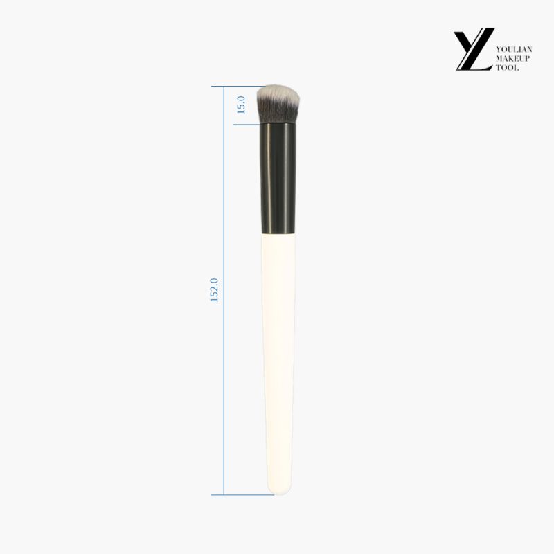 Berus concealer bersudut