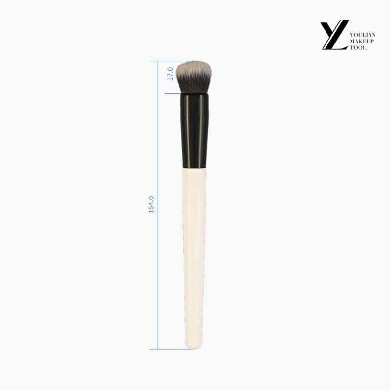 Berus concealer bulat